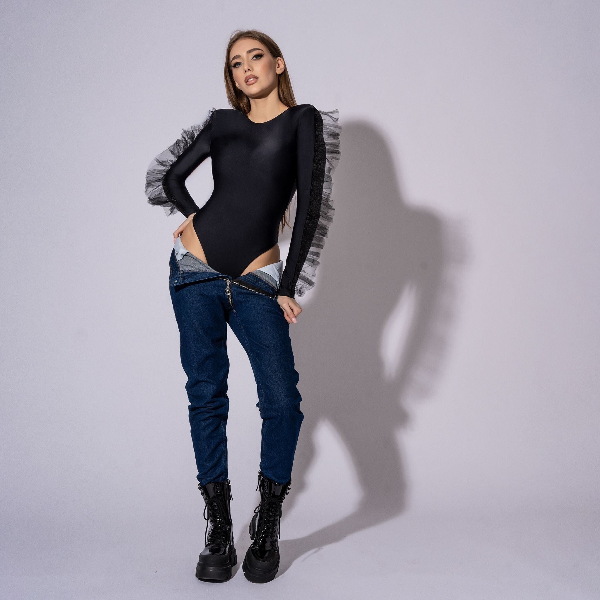 Body negru cu volane din tulle