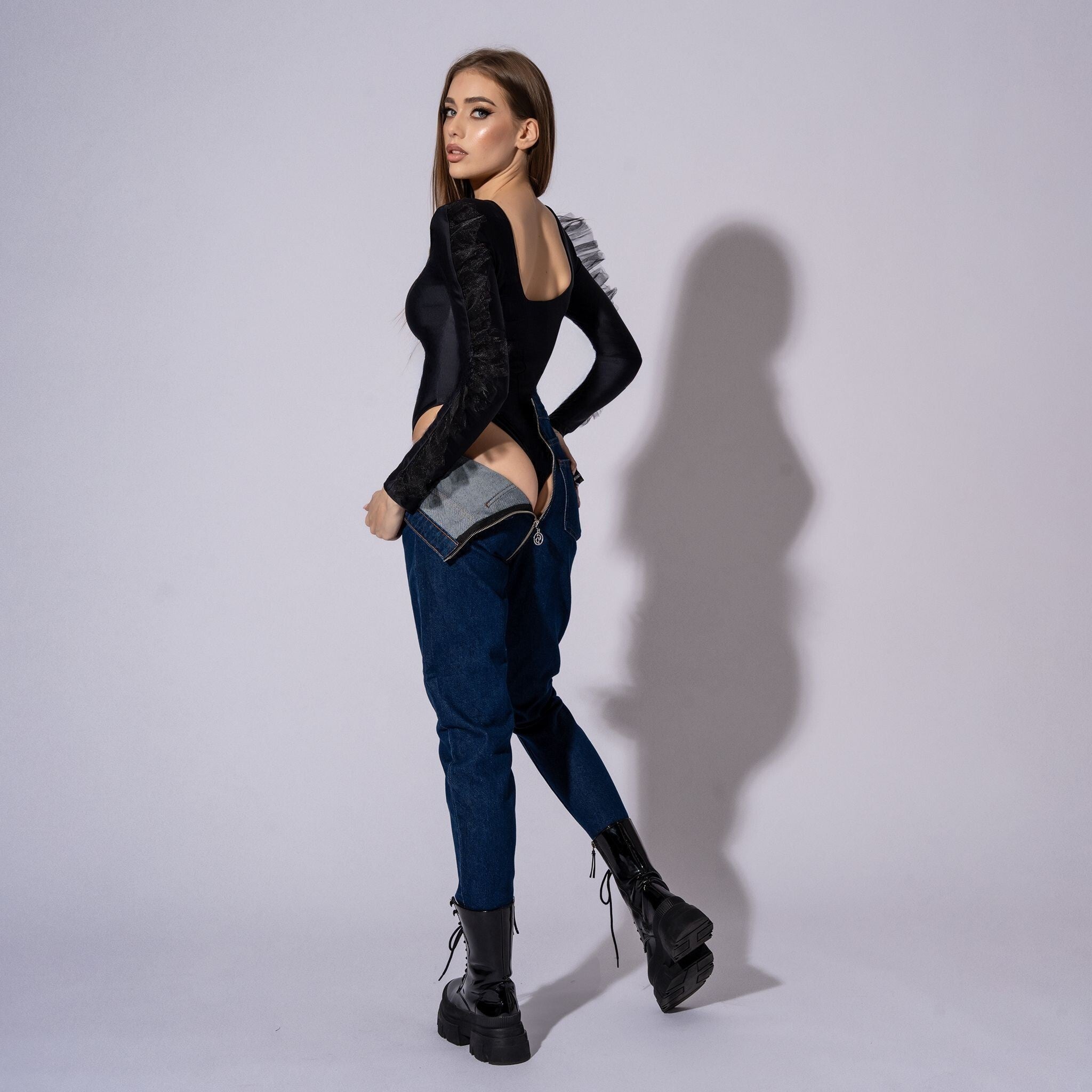 Body negru cu volane din tulle