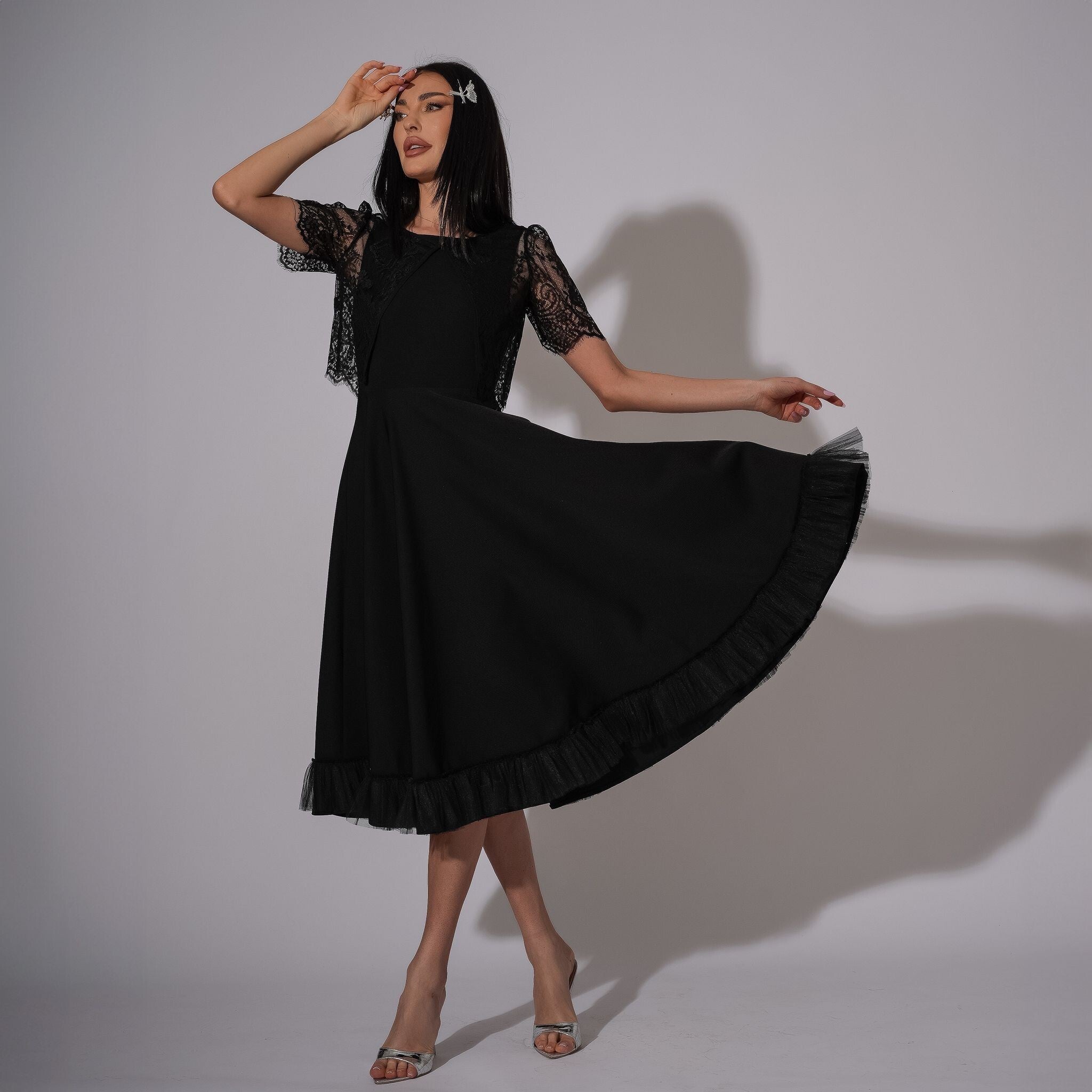 Bolero din dantela neagră